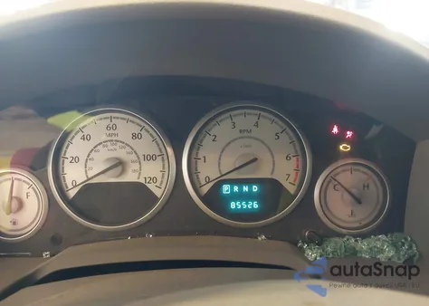 2010 Chrysler Town & Country New Lx from USA, damaged, VIN 2A4RR2D18AR329834